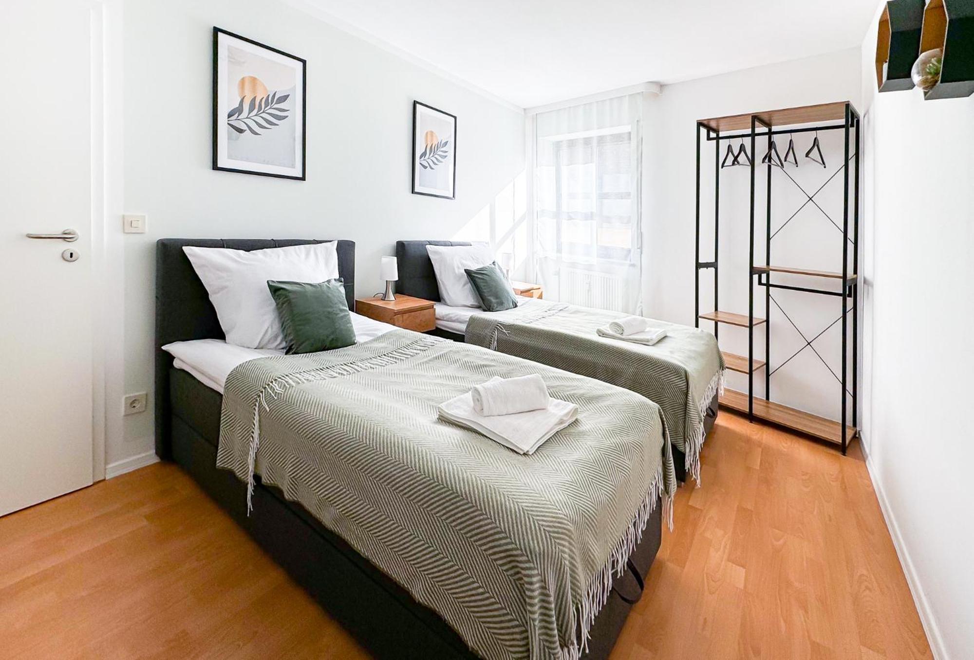 Apartment Neu - Zentrum, 3 Zi, Free Tiefgarage, Smart Tv, Wlan